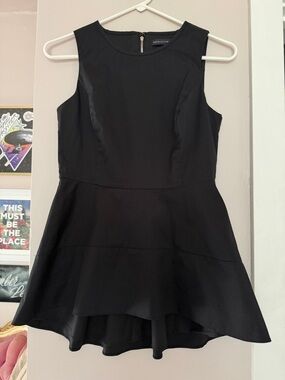 White House Black Market Black Sleeveless Peplum Top size 0